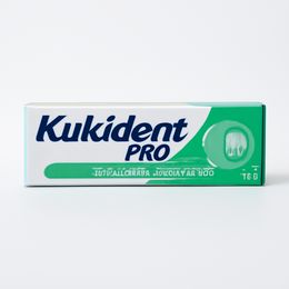 Kukident Pro Aliento Fresco + Efecto Sellado, 40g