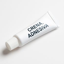 Farline Crema Adhesiva, 40 g.